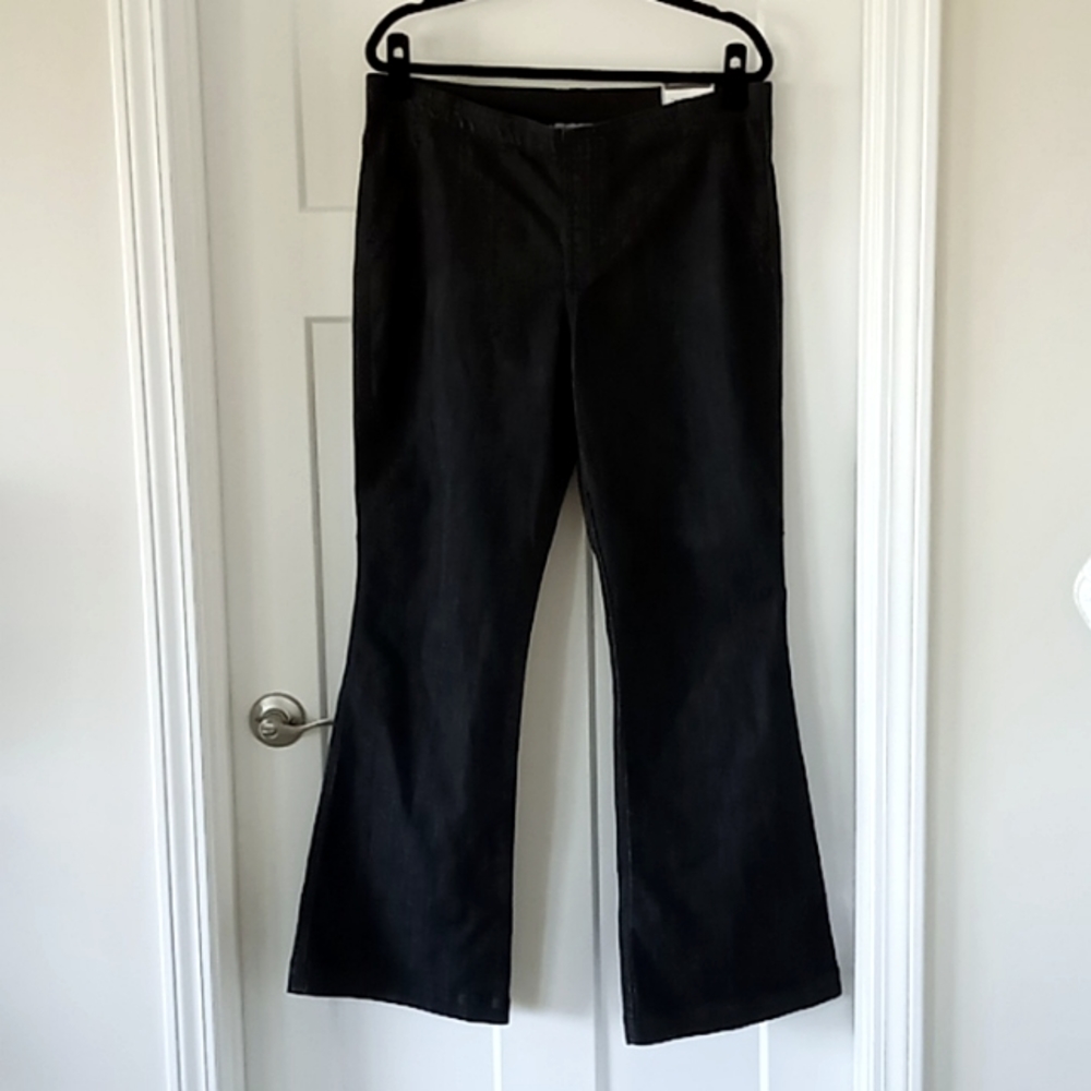 Chico's NWT Ultimate Fit Platinum Denim Pull-On Flare Jean Dark Grey Size 2.5